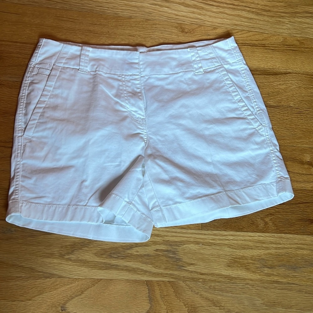 Vineyard Vines shorts